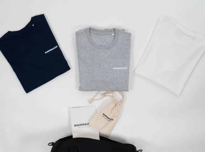Welcome Pack pour start-up avec 3 t-shirts de couleurs différentes